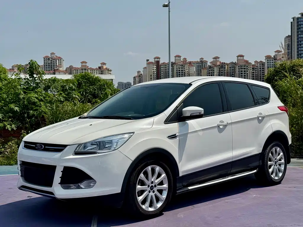 Ford Kuga 2016