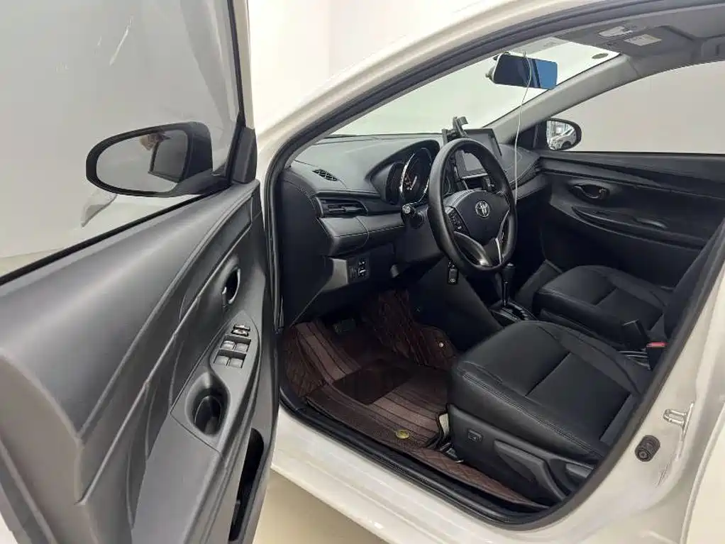 Toyota Vios — миниатюра 10