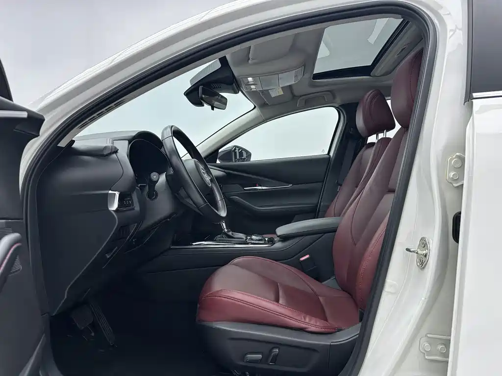 Mazda CX-30 — миниатюра 5