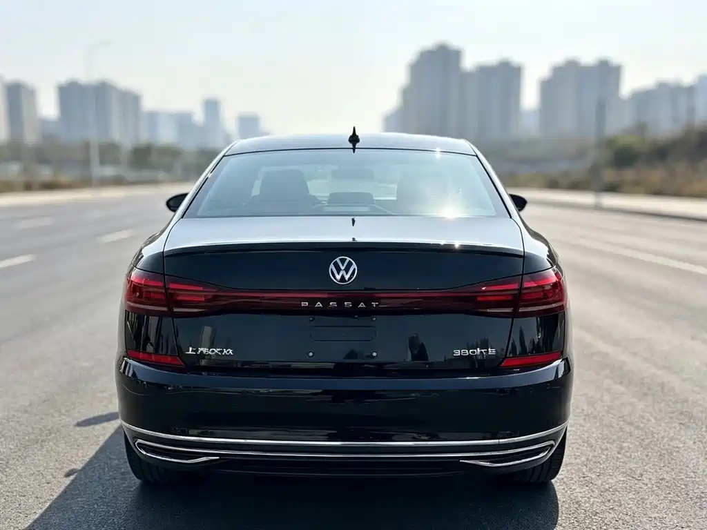 Volkswagen Passat — миниатюра 15