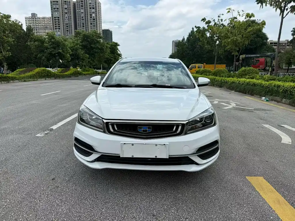 Geely Emgrand — миниатюра 2
