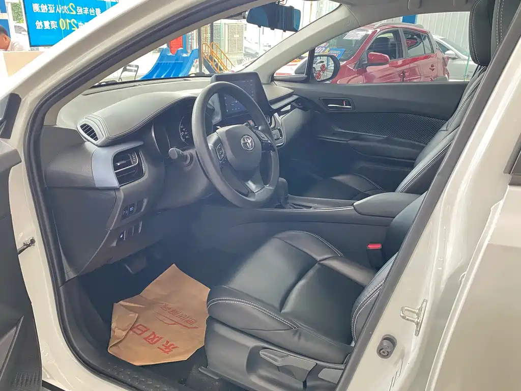 Toyota IZOA — миниатюра 7