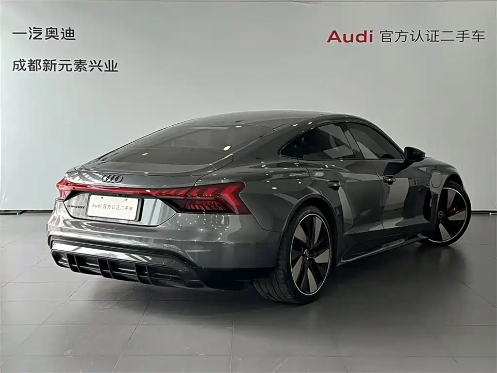 Audi e-tron GT — миниатюра 4