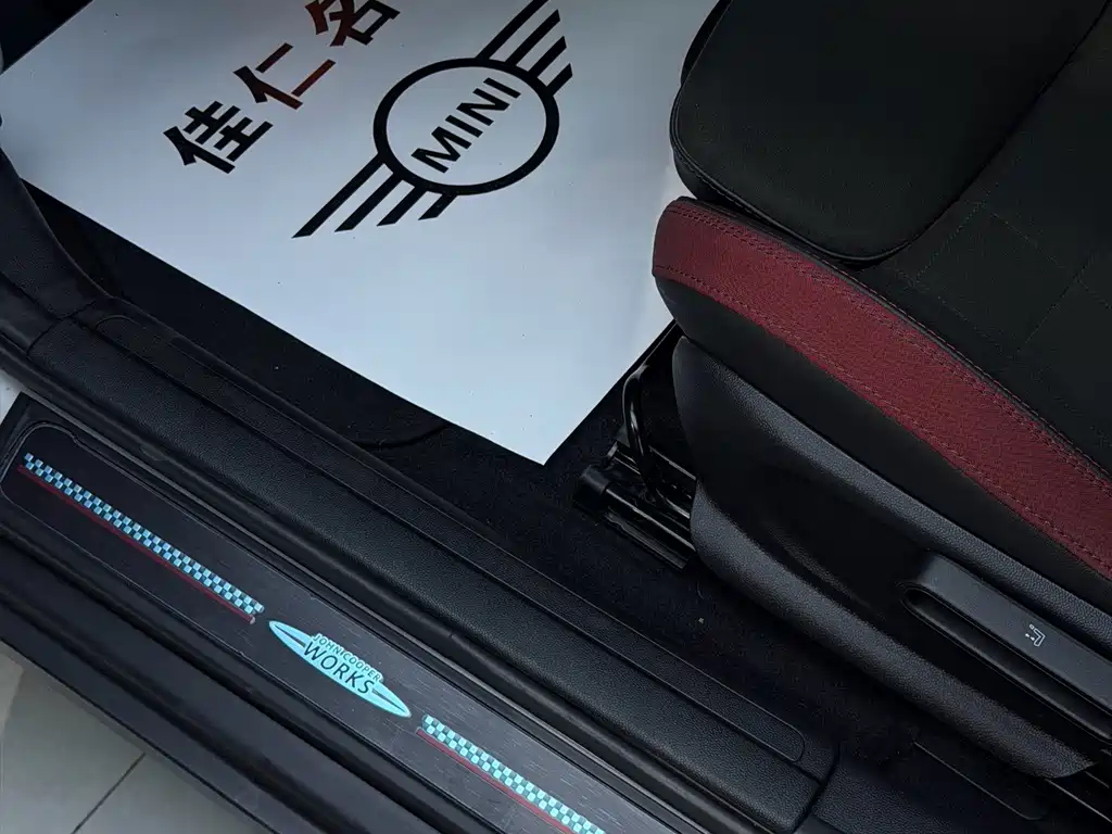 MINI Mini JCW Clubman — миниатюра 23