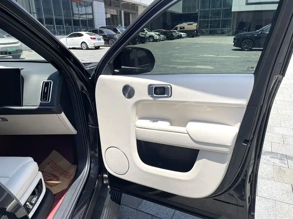 Li Auto Li L9 — миниатюра 5