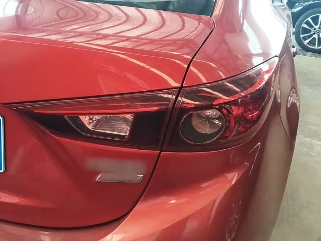 Mazda 3 Axela — миниатюра 8