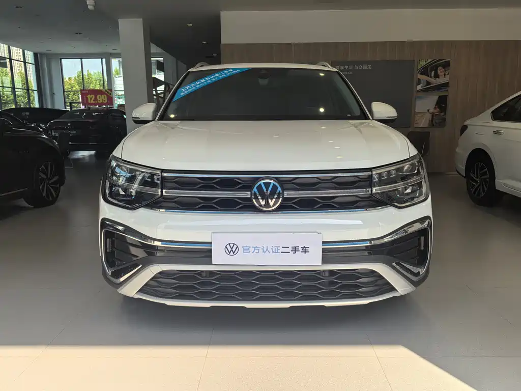 Volkswagen Tharu — миниатюра 2