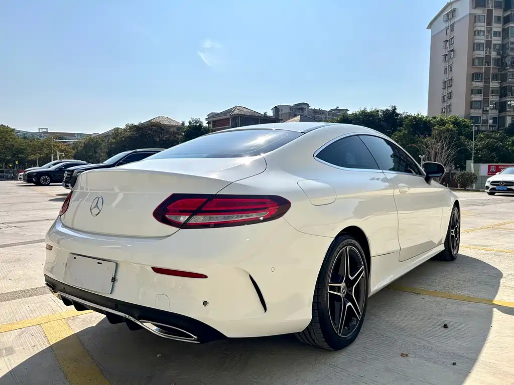 MERCEDES-BENZ C CLASS