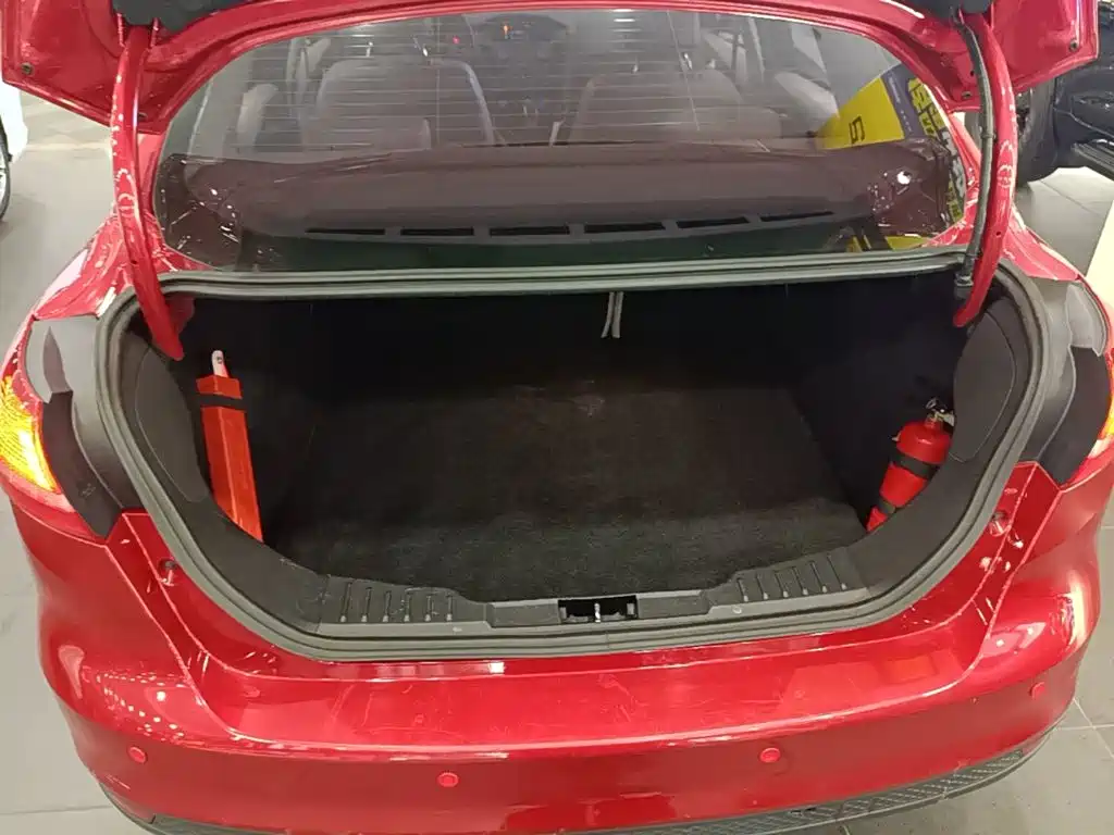Ford Focus — миниатюра 19