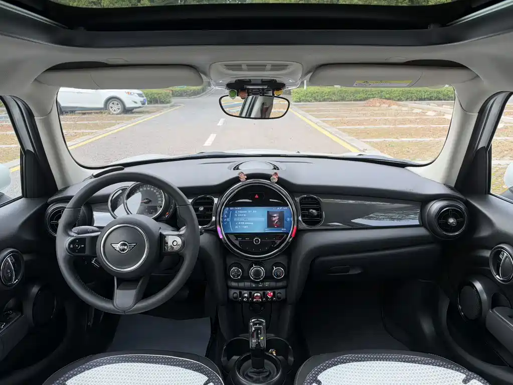 MINI Mini — миниатюра 6