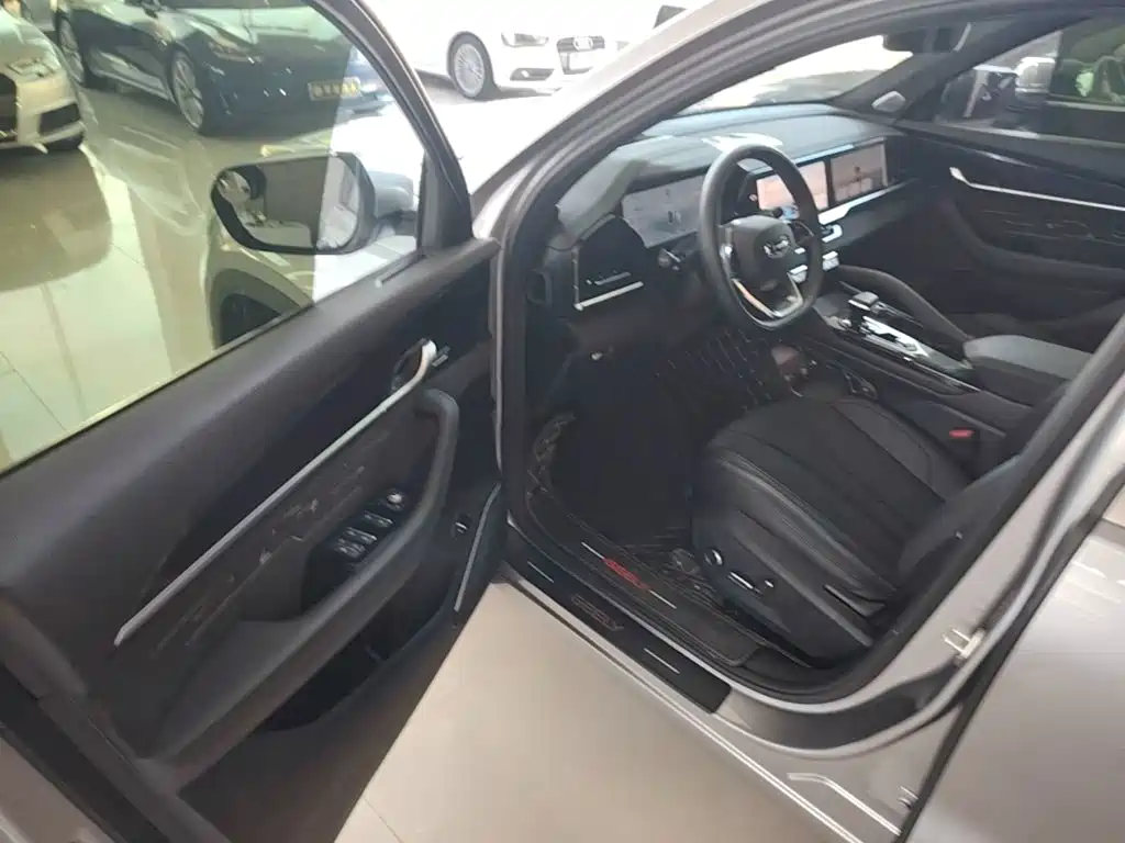 Geely Xingyue L — миниатюра 16