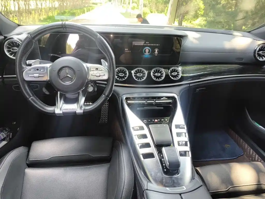 Mercedes-Benz AMG GT — миниатюра 10