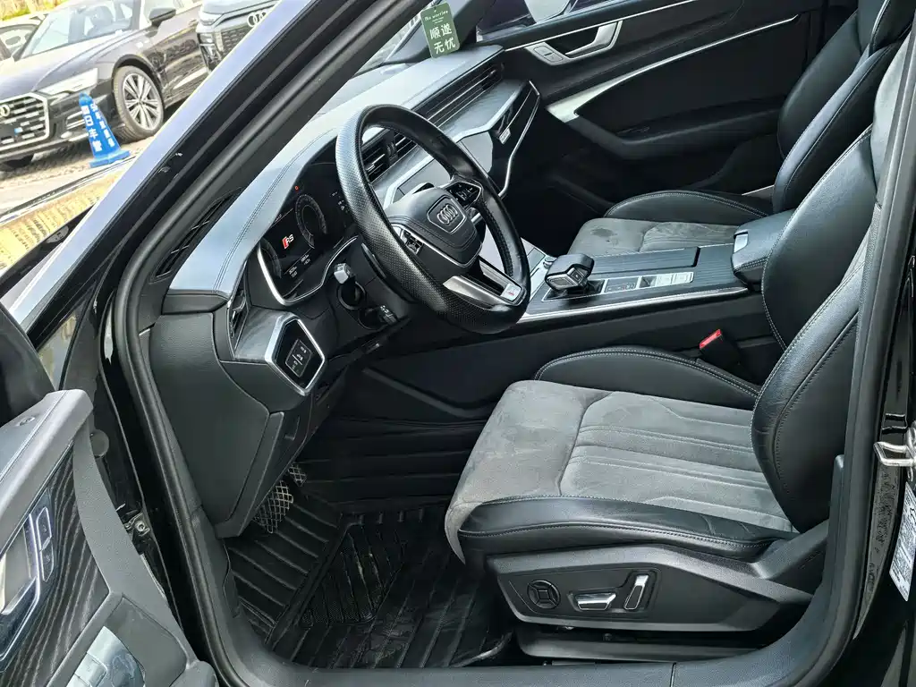 Audi A6L 2024 45 TFSI quattro