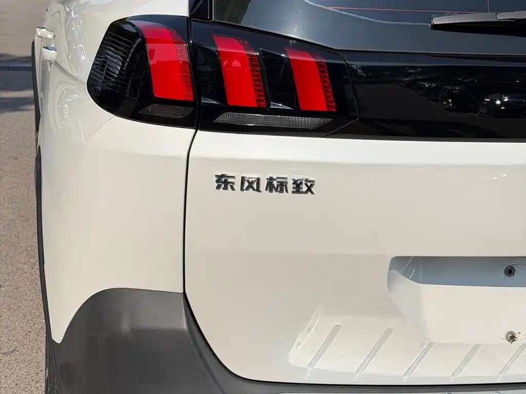 Peugeot 5008 — миниатюра 7