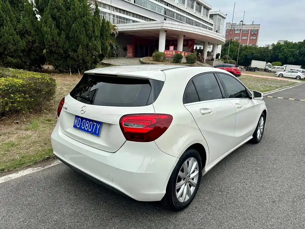 Mercedes-Benz A-Class (Import) — миниатюра 4