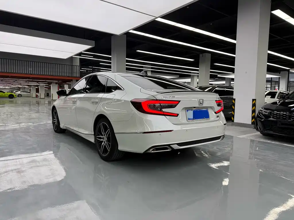 Honda Accord — миниатюра 27