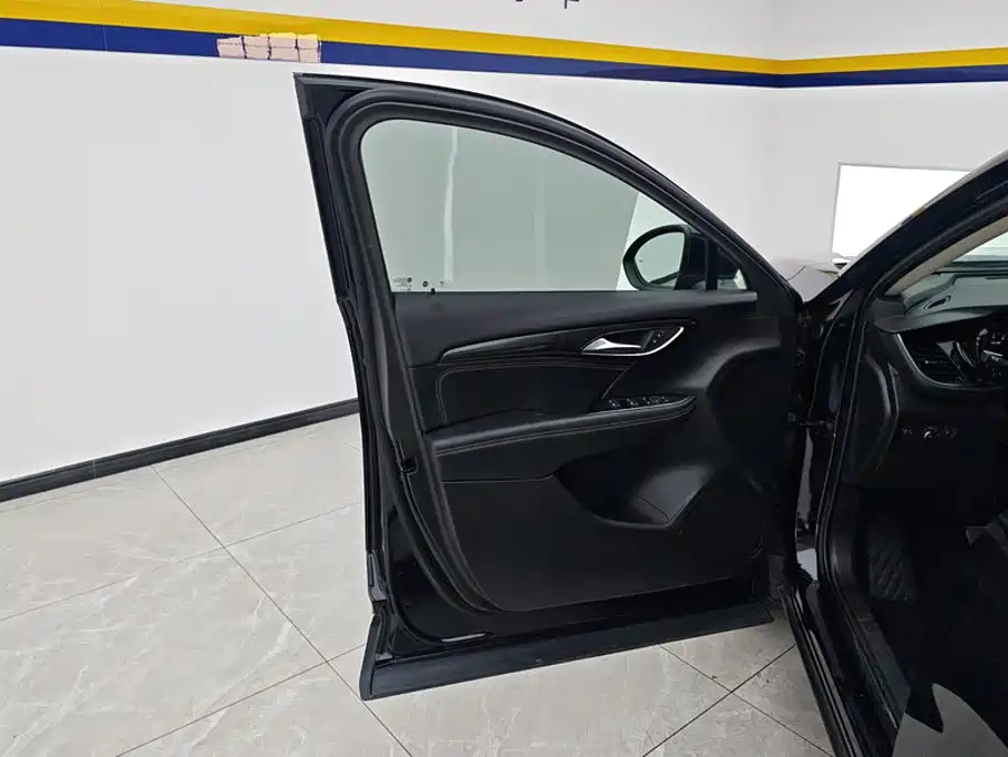 Buick Envision S — миниатюра 7