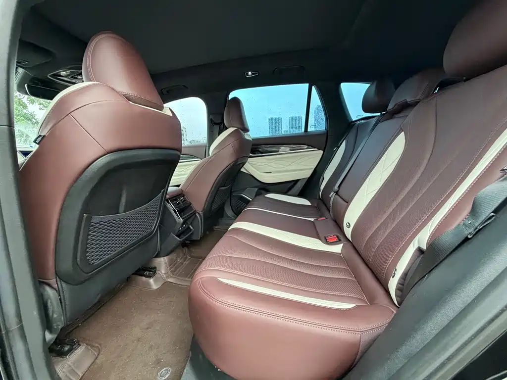 Geely Xingyue L — миниатюра 11