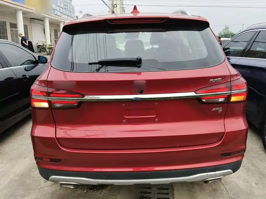 Roewe RX5 — миниатюра 6