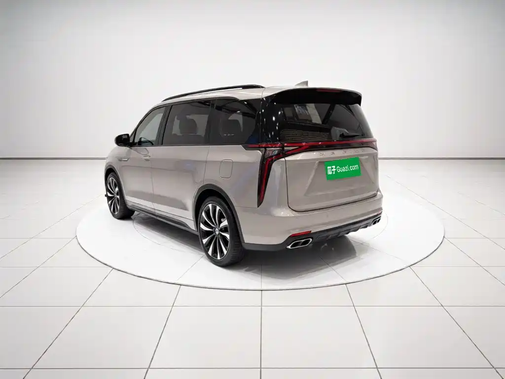 MAXUS G90 — миниатюра 4