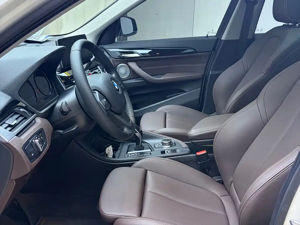 BMW X1 — миниатюра 9
