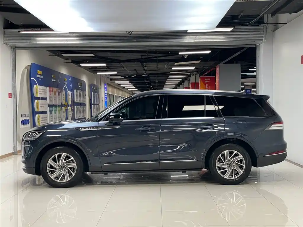 Lincoln Aviator 2021 3.0T V6 Premium
