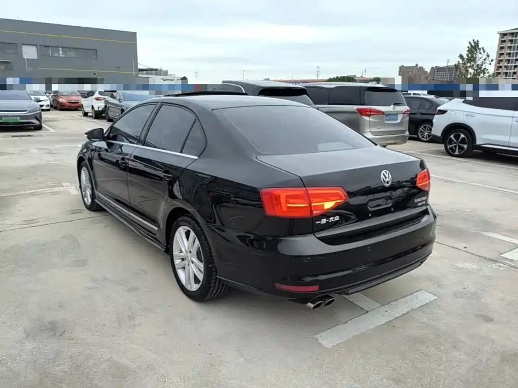 Volkswagen Sagitar — миниатюра 5