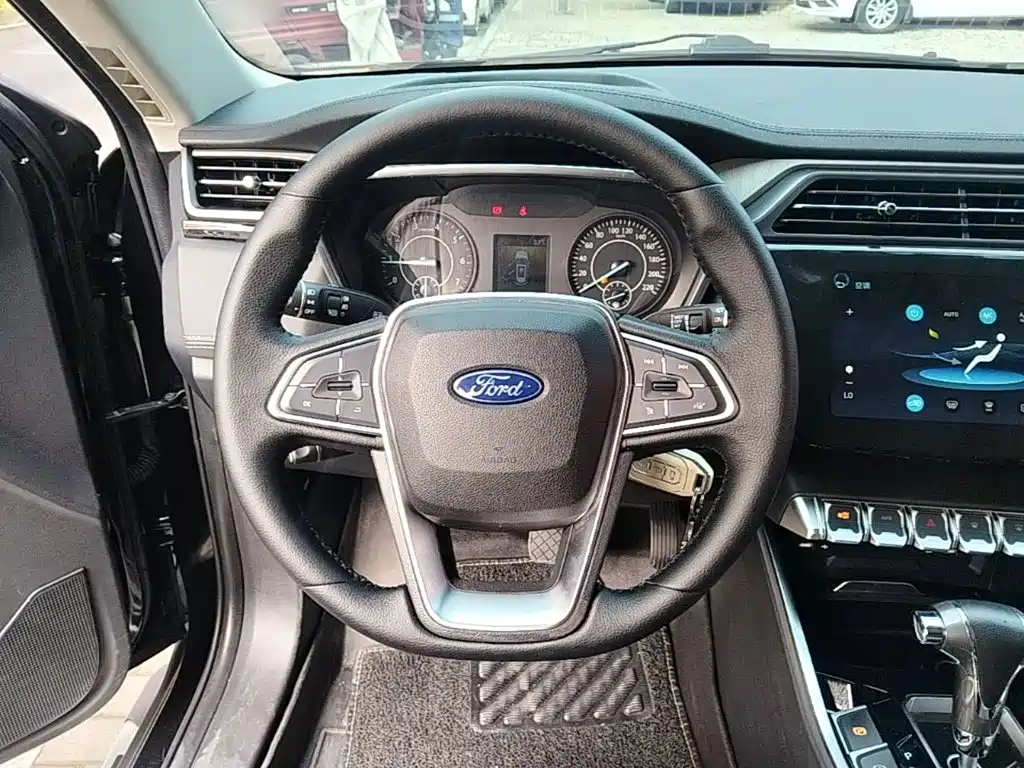 Ford Territory — миниатюра 11
