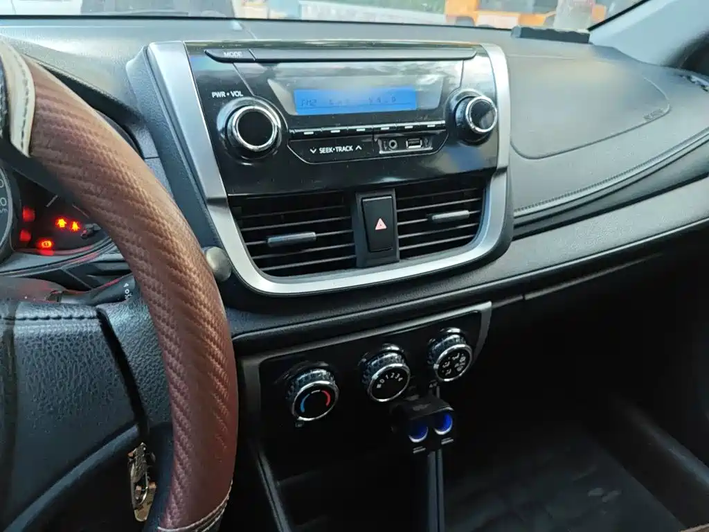 Toyota Vios FS — миниатюра 14