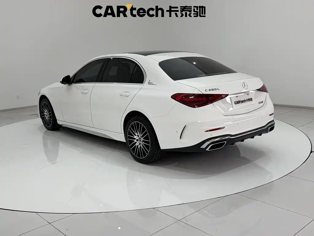 Mercedes-Benz C-Class — миниатюра 6