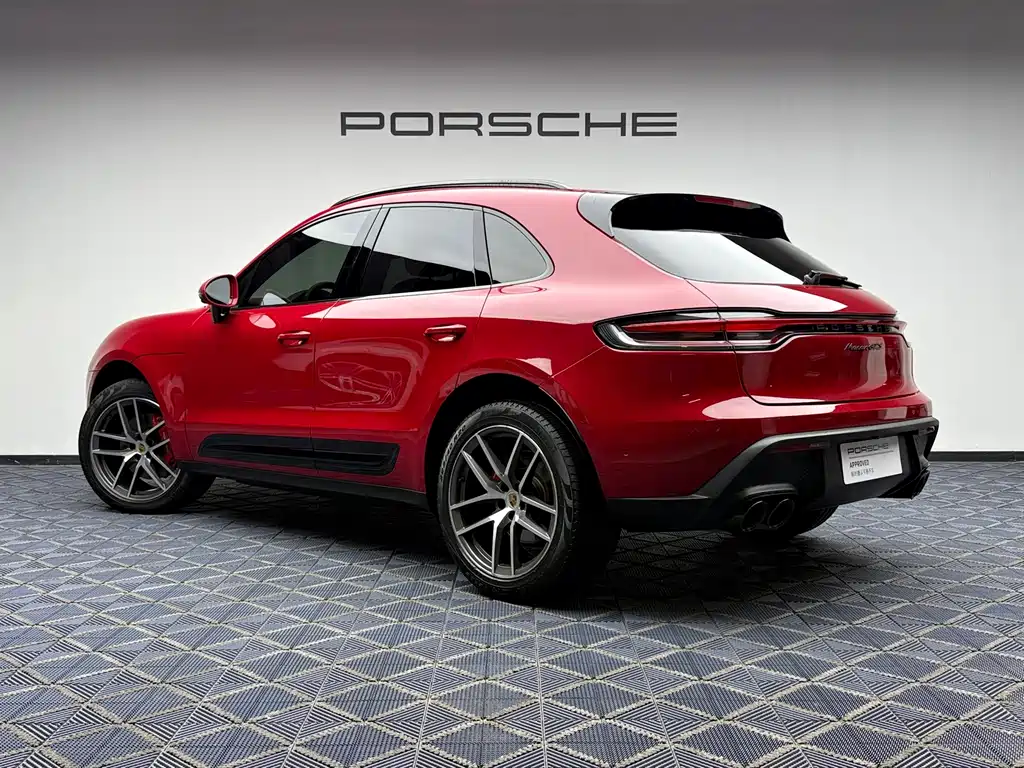 Porsche Macan — миниатюра 10