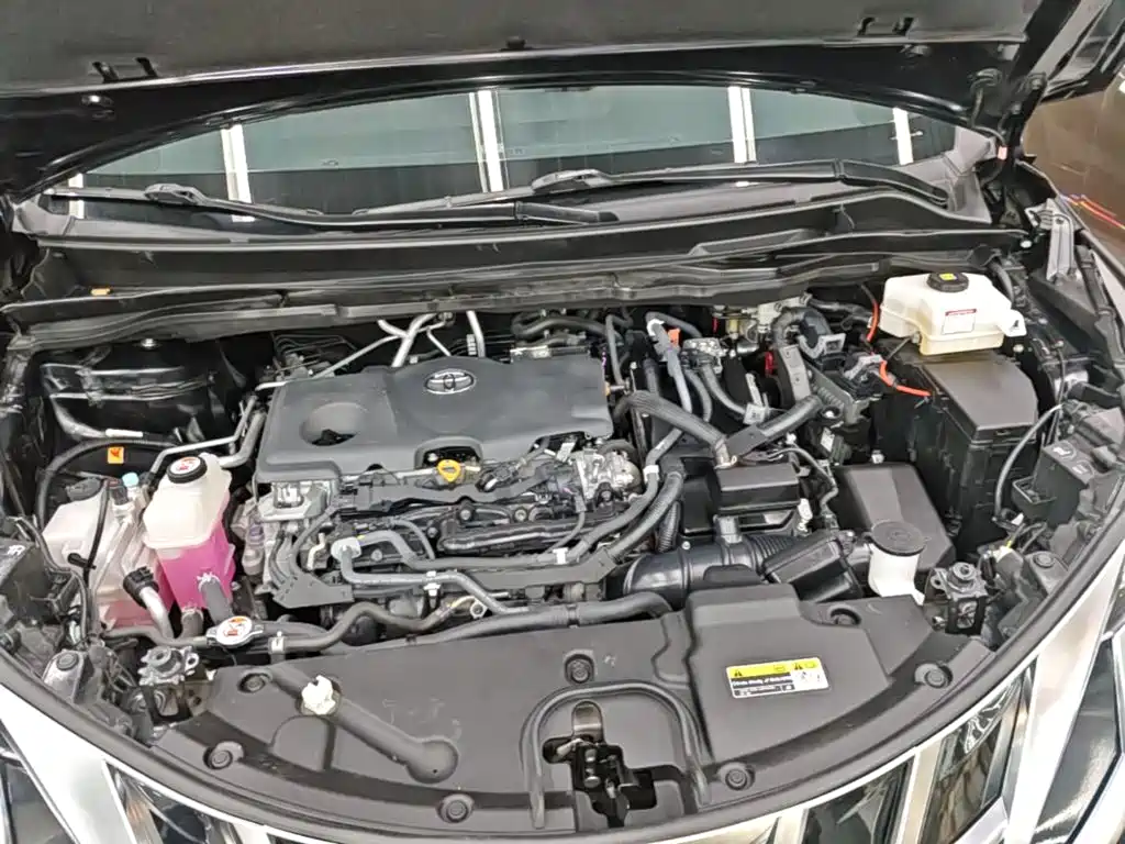 Toyota Sienna — миниатюра 20