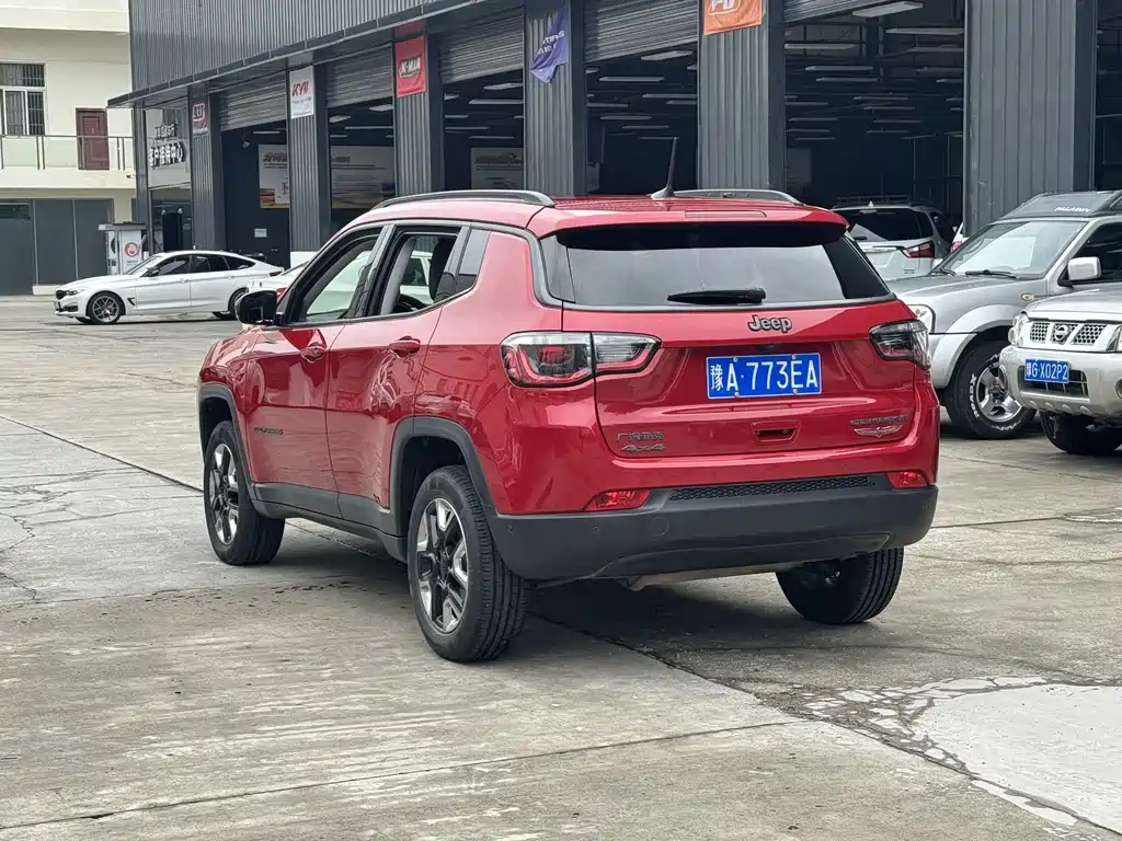 Jeep Compass — миниатюра 9