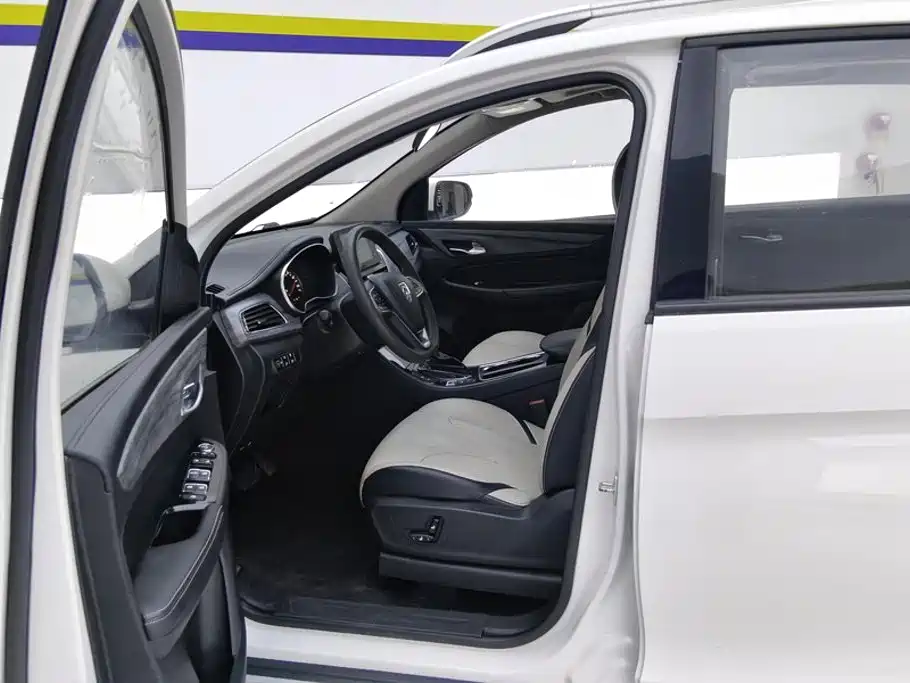 Baojun 730 — миниатюра 9