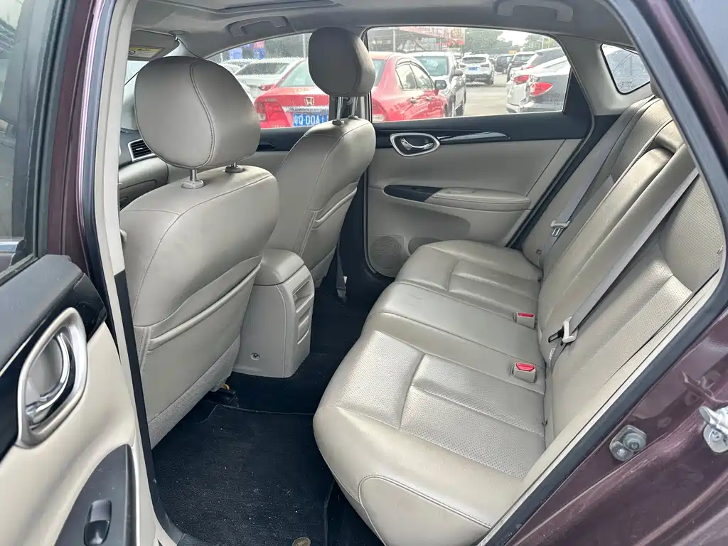 Nissan Sylphy — миниатюра 6