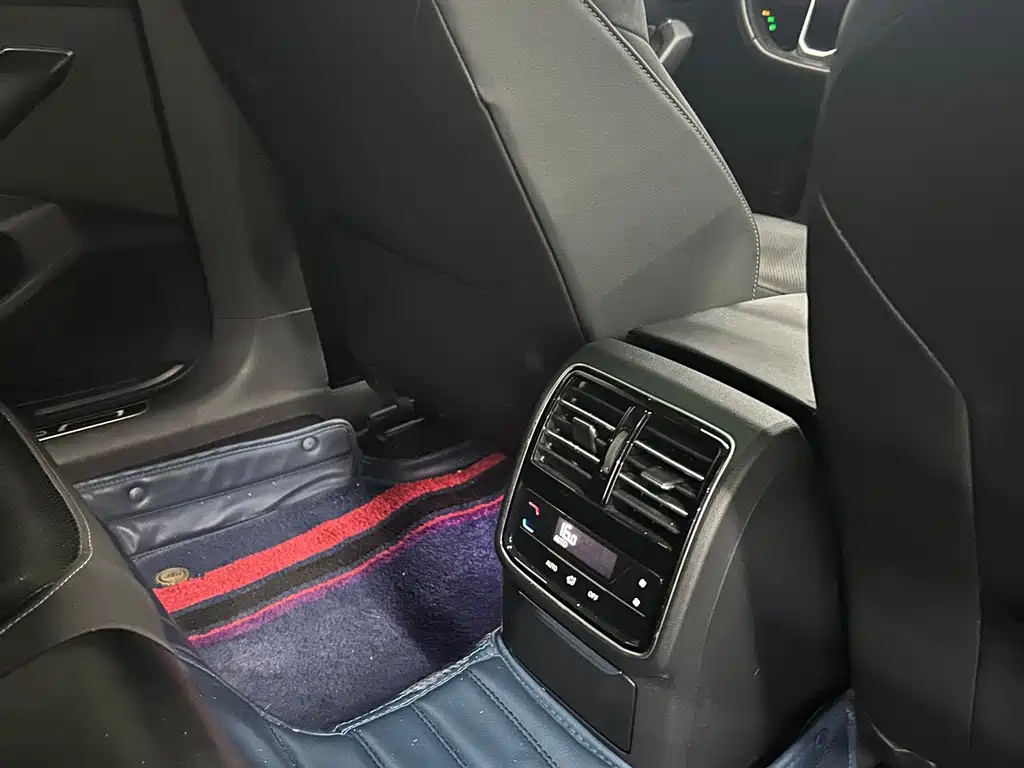 Volkswagen CC — миниатюра 10