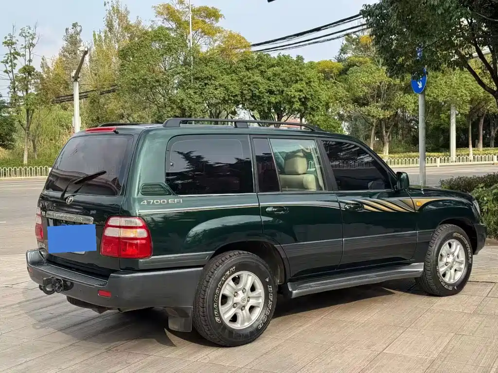 Toyota Land Cruiser — миниатюра 9