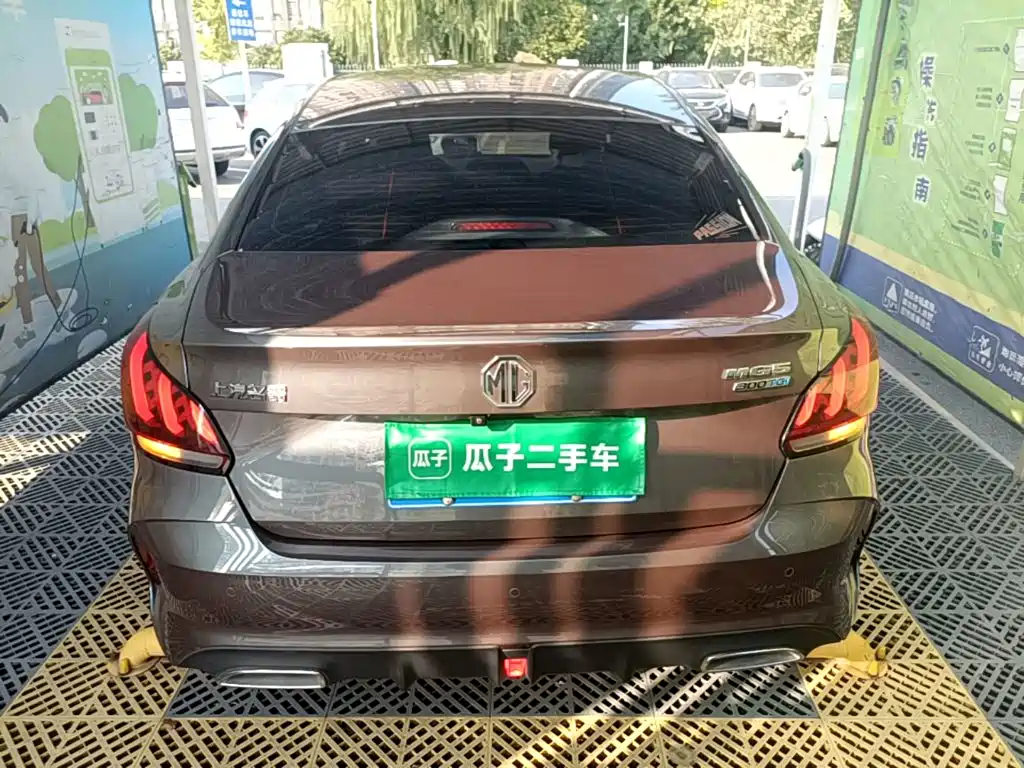 MG MG5 — миниатюра 6