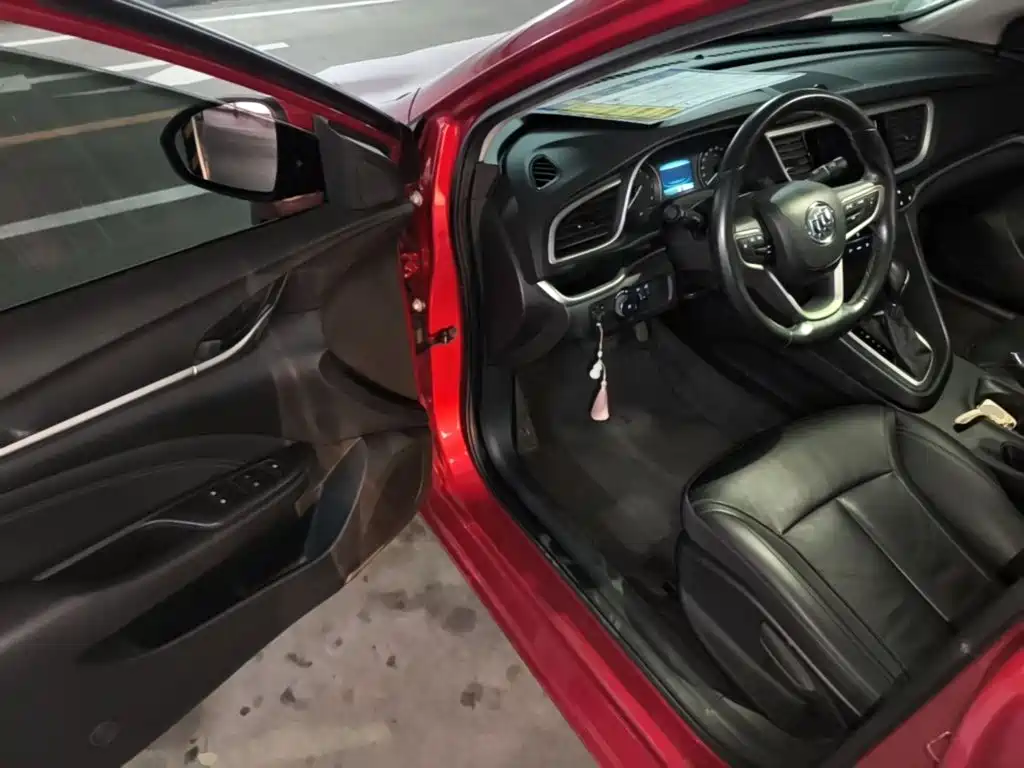 Buick Excelle — миниатюра 16