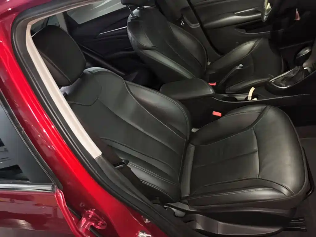 Buick Excelle — миниатюра 25