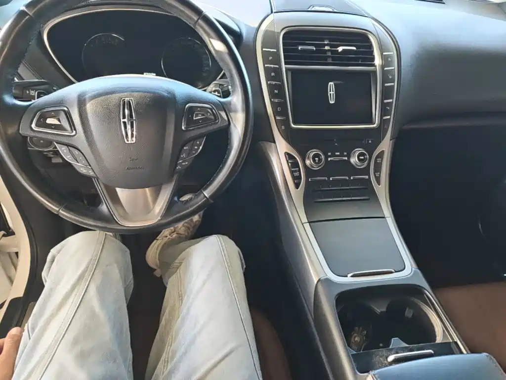 Lincoln MKX — миниатюра 10