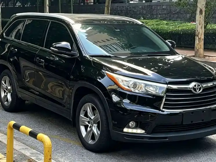 Toyota Highlander — миниатюра 3