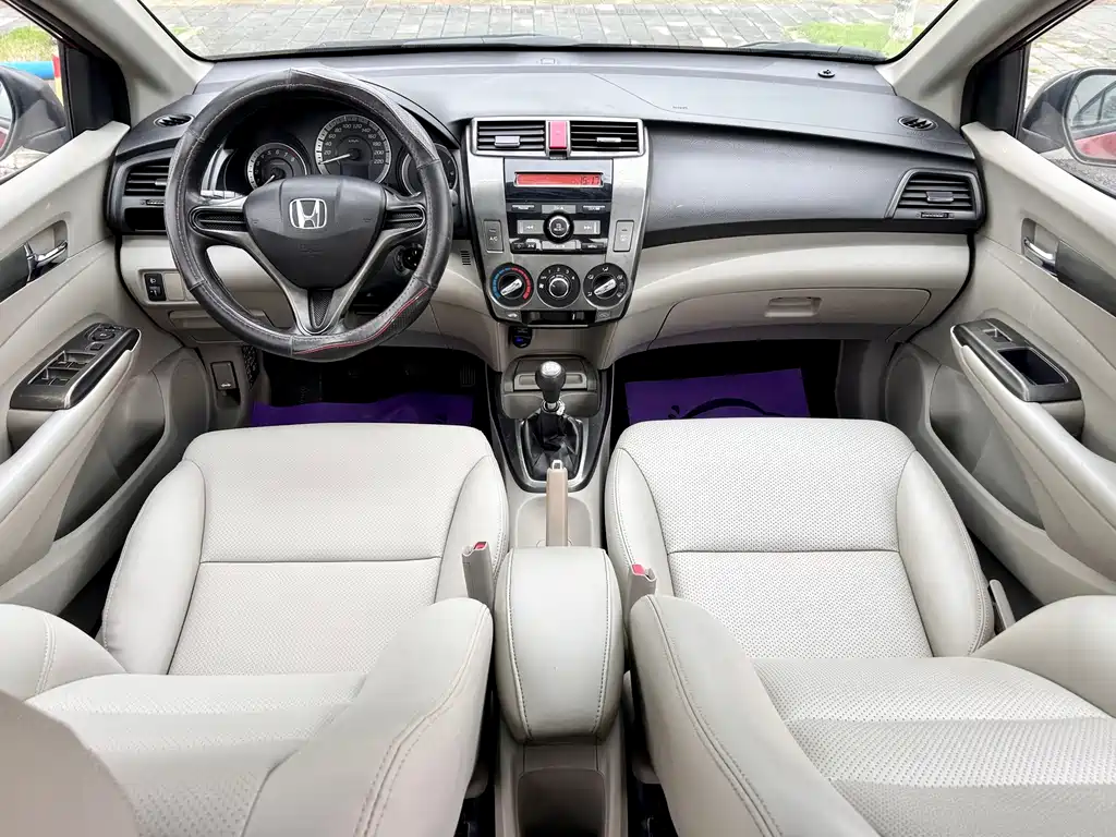 Honda City Classic — миниатюра 15