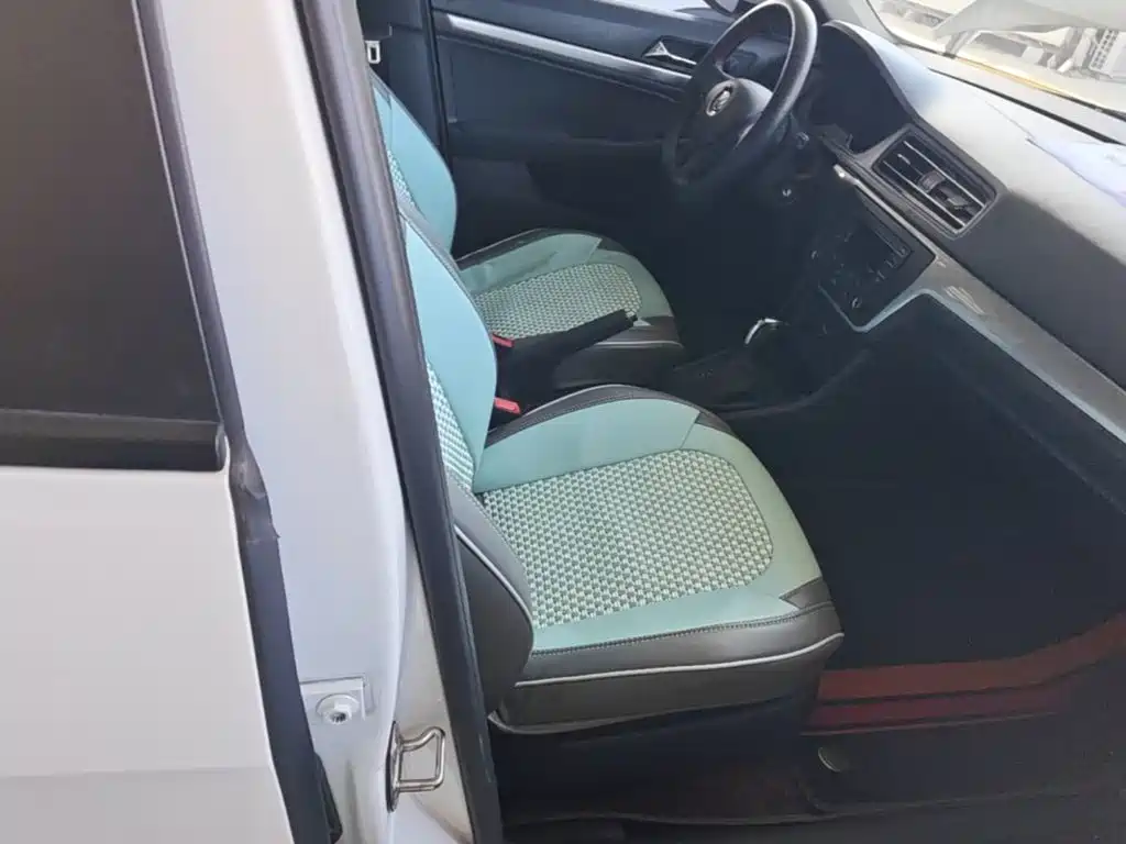 Volkswagen Lavida — миниатюра 25