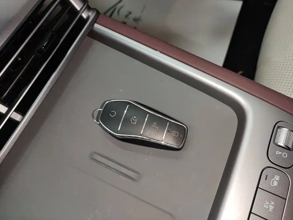 BYD Seal 07 DM-i — миниатюра 9
