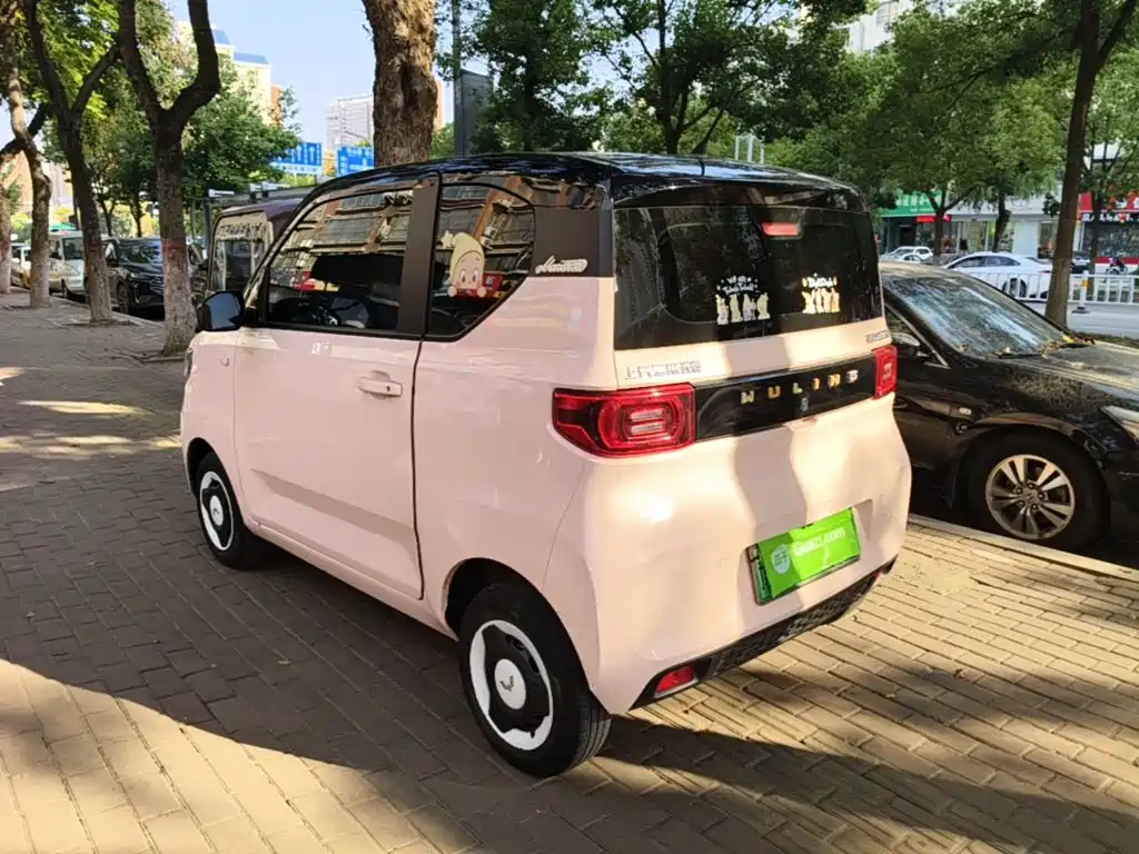 Wuling MINIEV — миниатюра 5