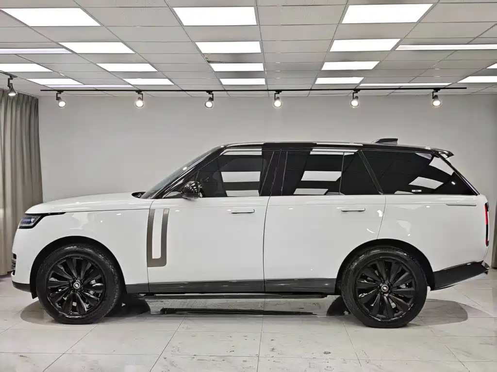 Land Rover Range Rover — миниатюра 3