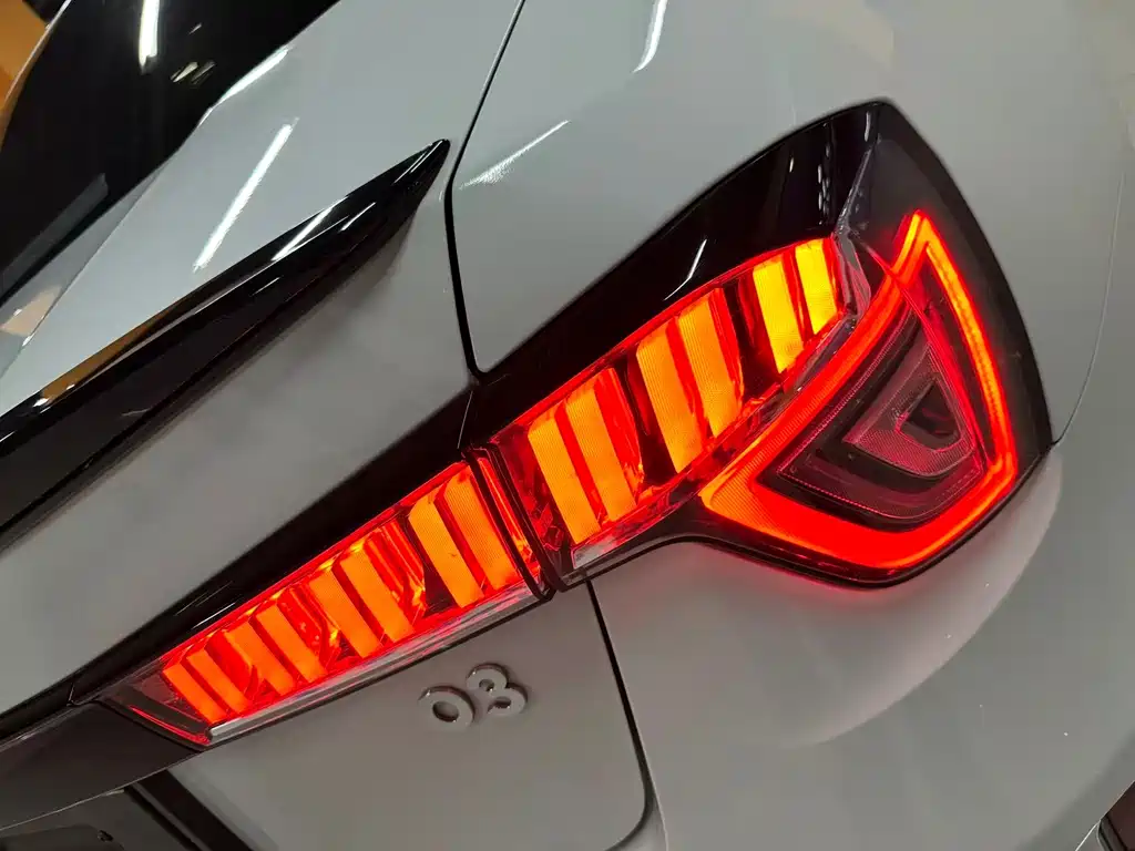 Lynk & Co 03 — миниатюра 16
