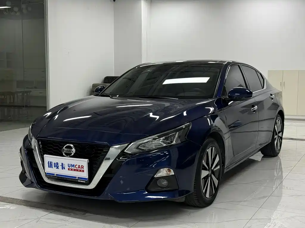 Nissan Teana 2022