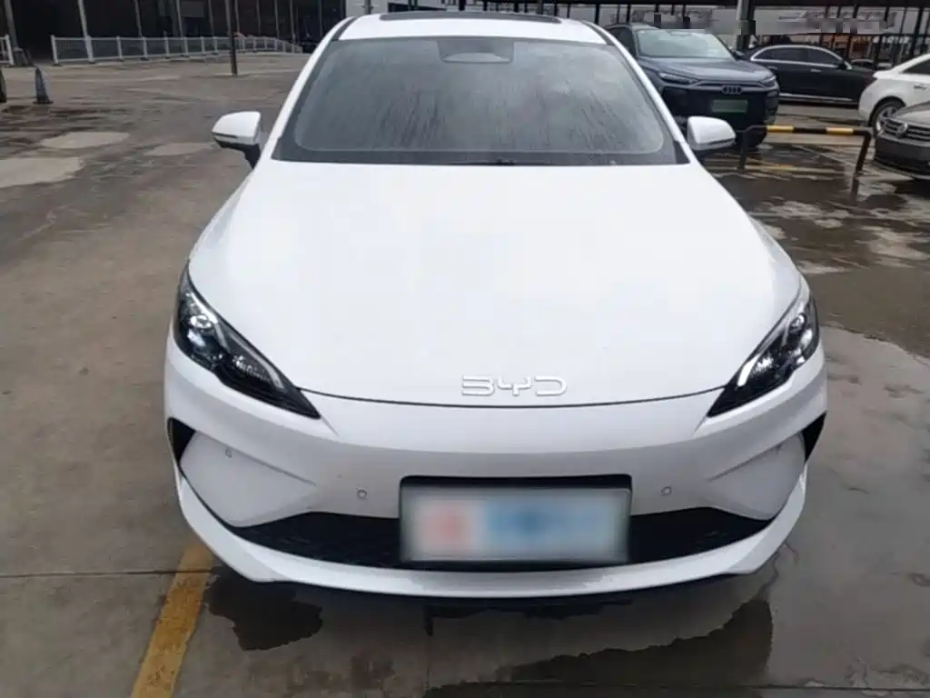 BYD Seal 05 DM-i — миниатюра 3